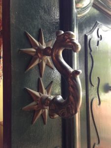 Read more about the article Parashat Terumah – The Door of My Heart