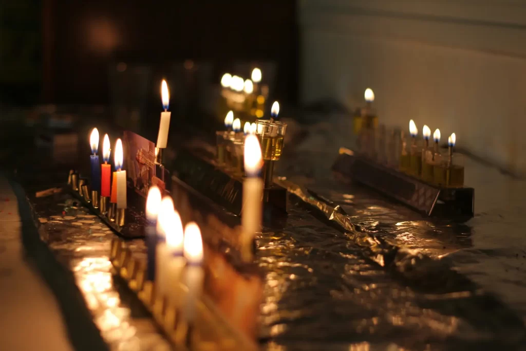 Israel Update: August 18 (Day 317) 27 - The Crossover Project menachem weinreb dDiPwDeCVoE unsplash - The Crossover Project