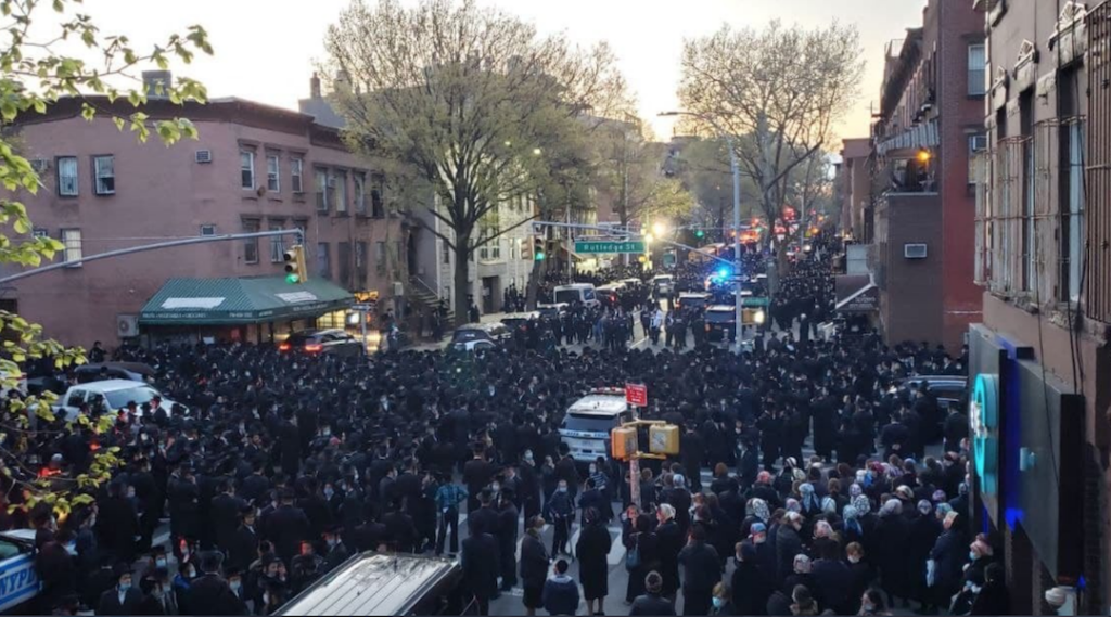 Everyone’s mad at de Blasio’s ‘Jewish community’ comment for the wrong reason 3 - The Crossover Project Chasid funeral - The Crossover Project